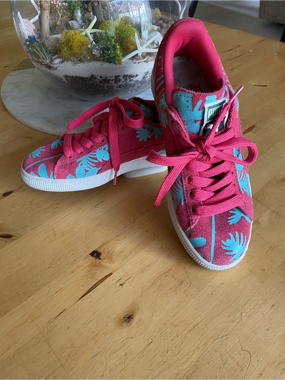 Puma Women’s Hot Pink & Teal Floral Low-Top Sneakers🩷🩷🩷